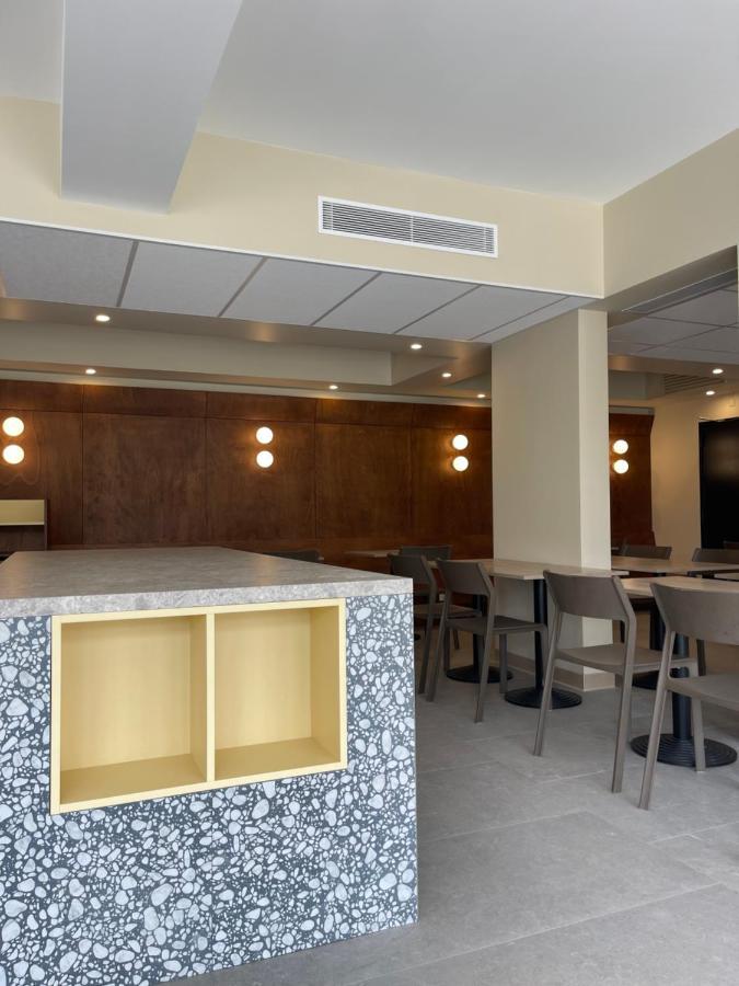 Des Victoires - Restaurant Hotel 3*